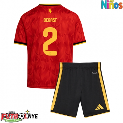 Camiseta Bélgica Zeno Debast #2 Primera Equipación para niños Mundial 2026 manga corta (+ pantalones cortos)